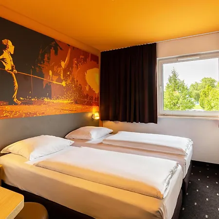 Essen-city Hotel 3*