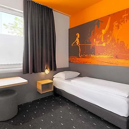 Essen-city Hotell 3*