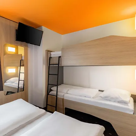 Essen-city Hotel 3*