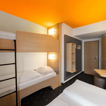 Essen-city Hotel 3*