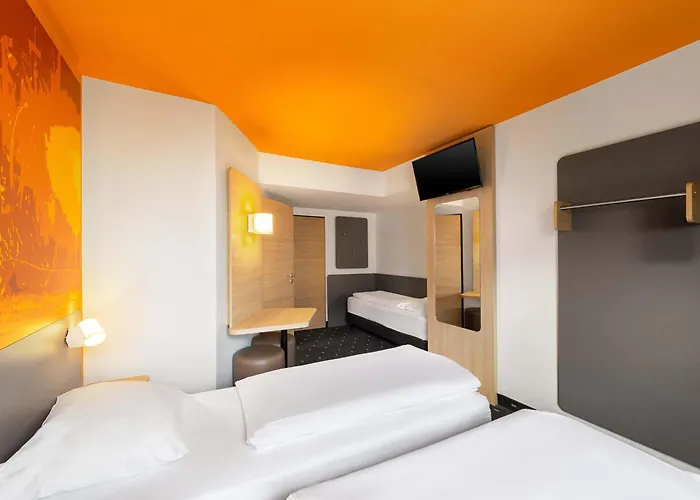 فندق Essen-city 3*